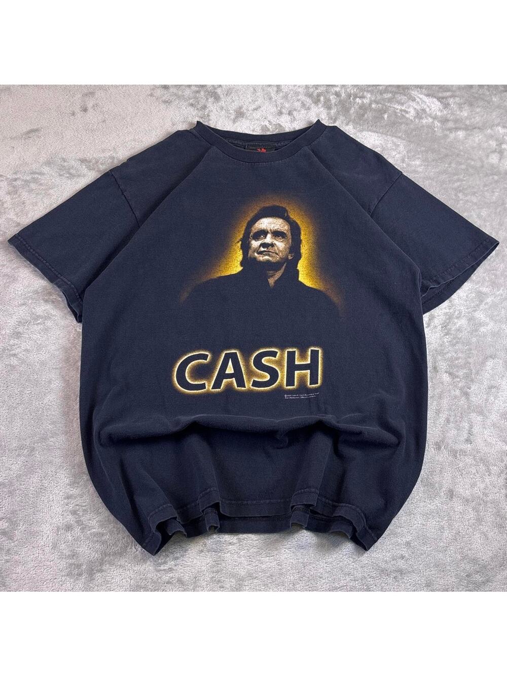 Vintage 2004 JOHNNY CASH T-Shirt M Soft Country Rock Concert Tour Zion